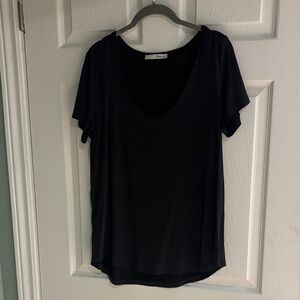 Wilfred Black Scoop Neck Short Sleeve Tee